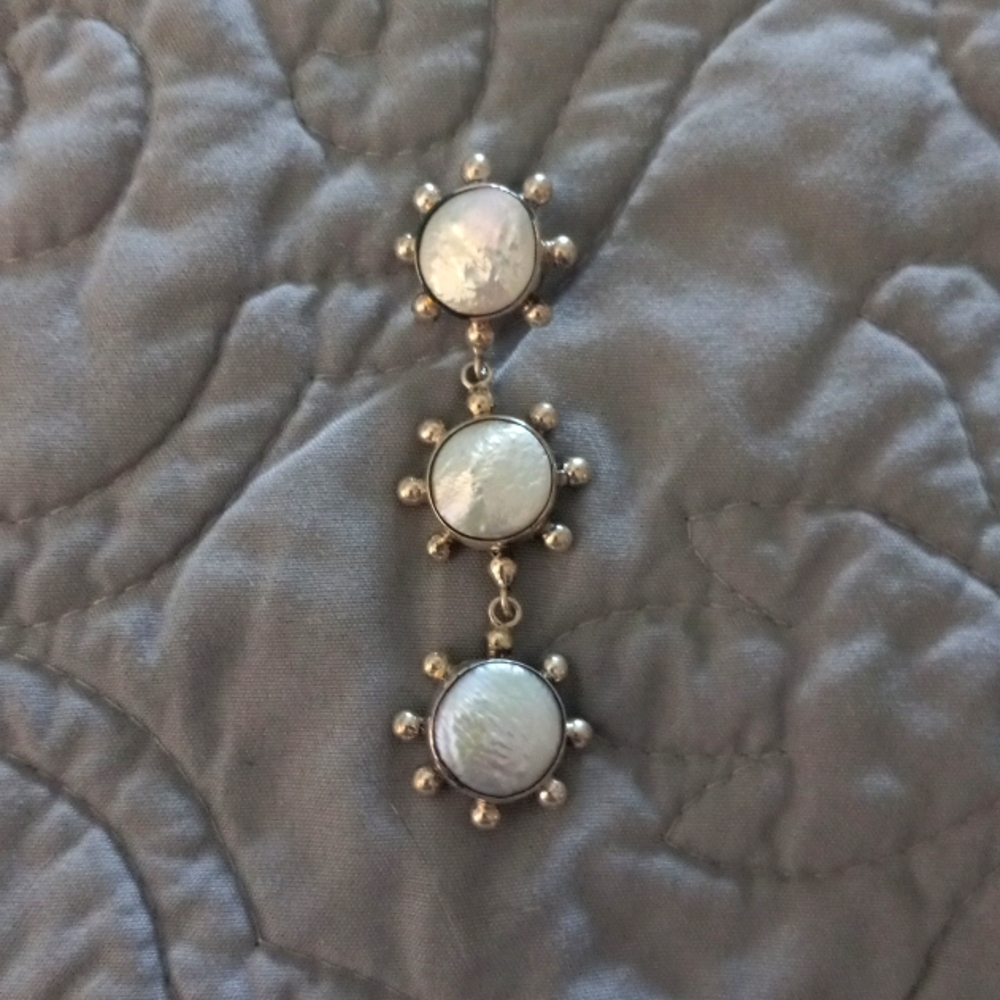 Mother of Pearl Pendent